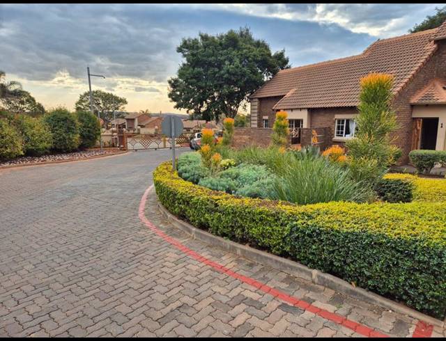 0 BEDROOM TOWNHOUSE FOR SALE IN CELTISDAL